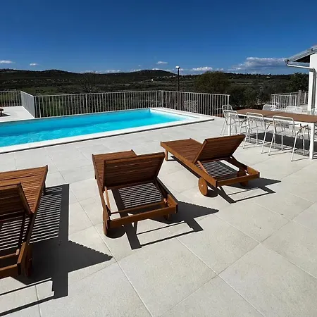 Velim - Stunning View & Heated Private Pool Stankovci (Zadar)