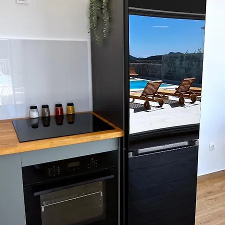 Velim - Stunning View & Heated Private Pool * Stankovci (Zadar)