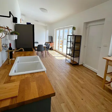 Velim - Stunning View & Heated Private Pool * Stankovci (Zadar)